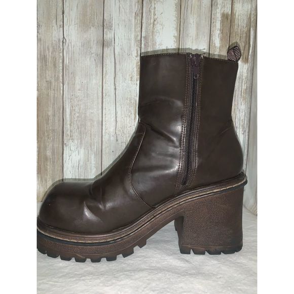 SOLD No Boundaries Vintage Chunky Round Toe Y2k Boots Size 9.5M - Picture 6 of 16